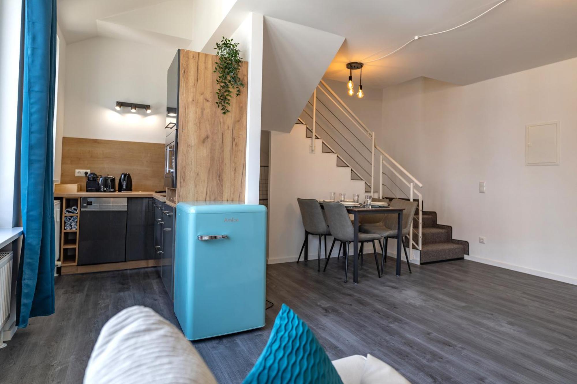 Sweethome - Maisonette Apartment, Parkplatz, Wifi, Naehe Zentrum Fuerstenfeldbruck Exterior foto