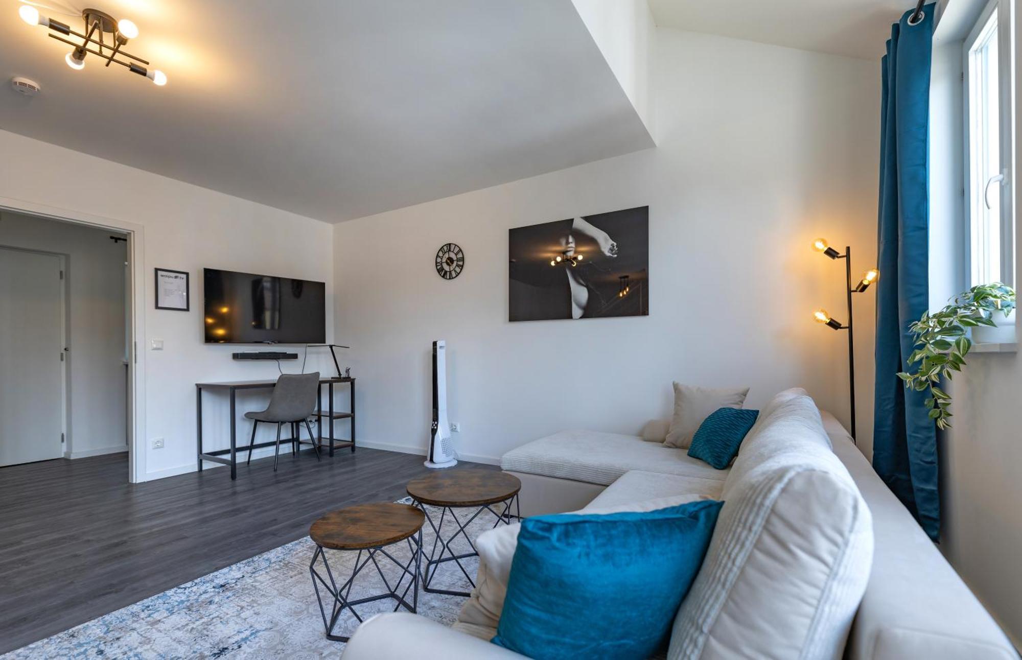 Sweethome - Maisonette Apartment, Parkplatz, Wifi, Naehe Zentrum Fuerstenfeldbruck Exterior foto