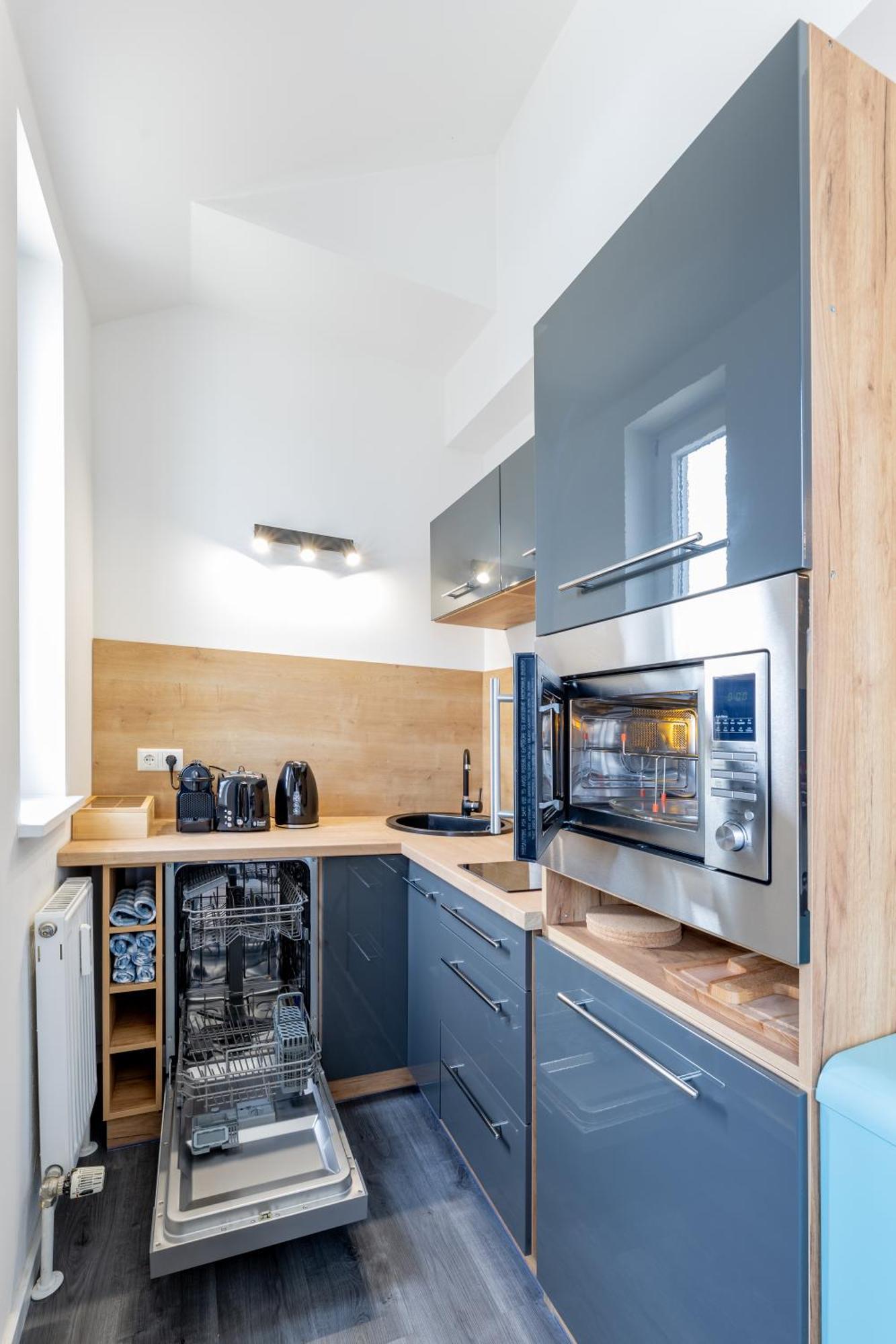 Sweethome - Maisonette Apartment, Parkplatz, Wifi, Naehe Zentrum Fuerstenfeldbruck Exterior foto